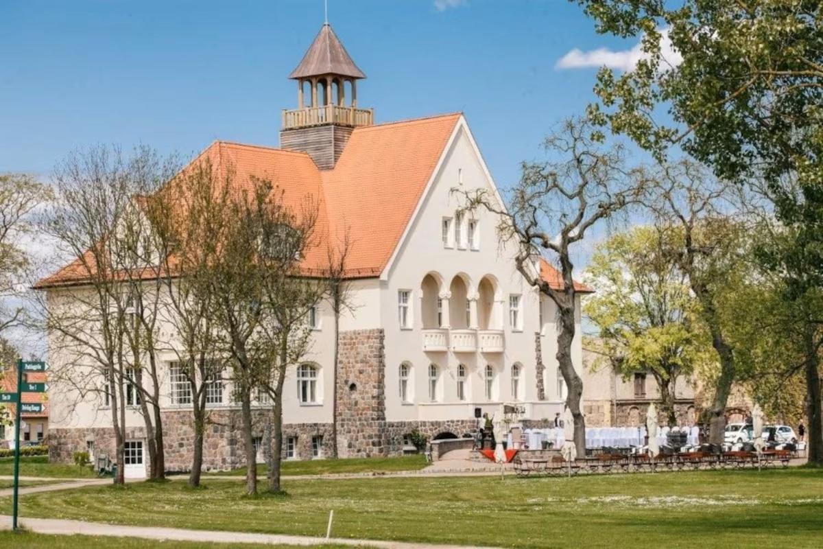 Schloss Krugsdorf Buitenkant foto